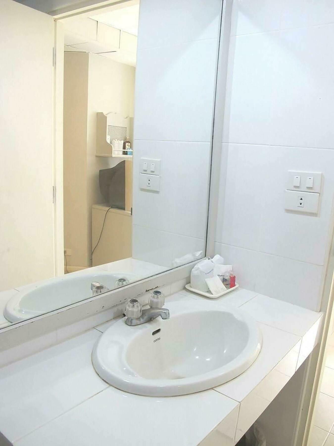 Diamond Beach Hotel Pattaya Exterior photo